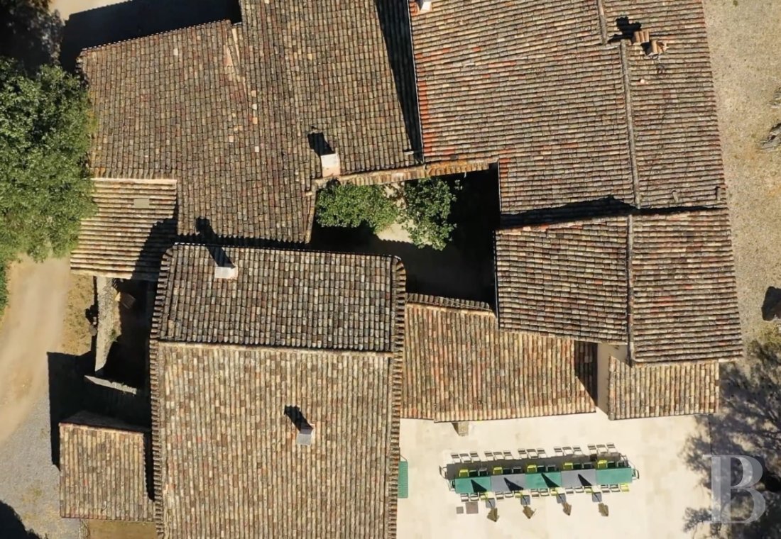 A vast farmhouse on a 130-hectare estate in Gard, south of Anduze - photo  n°32